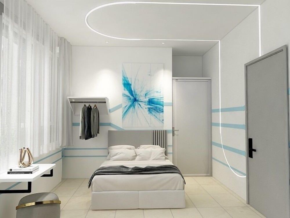 undefined One Stop Hotel 4