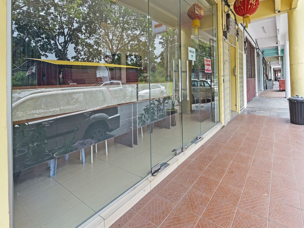 undefined OYO 90765 Hotel Bajet Pulai 2