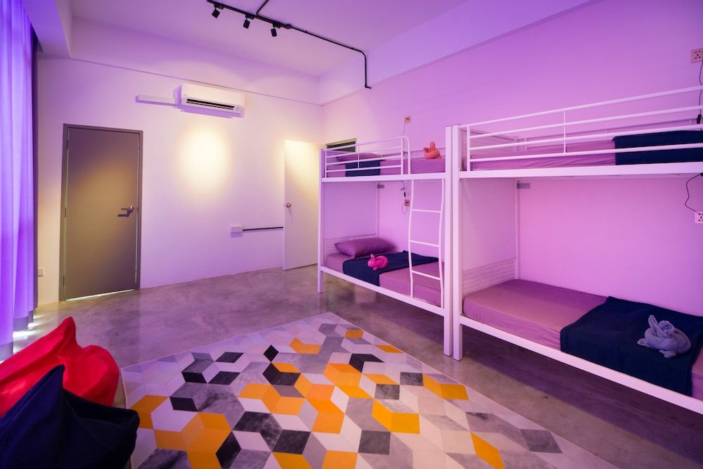 Bed Attitude Guesthouse Langkawi - Hostel Premium Shared Dormitory, Women only, Sea View 3