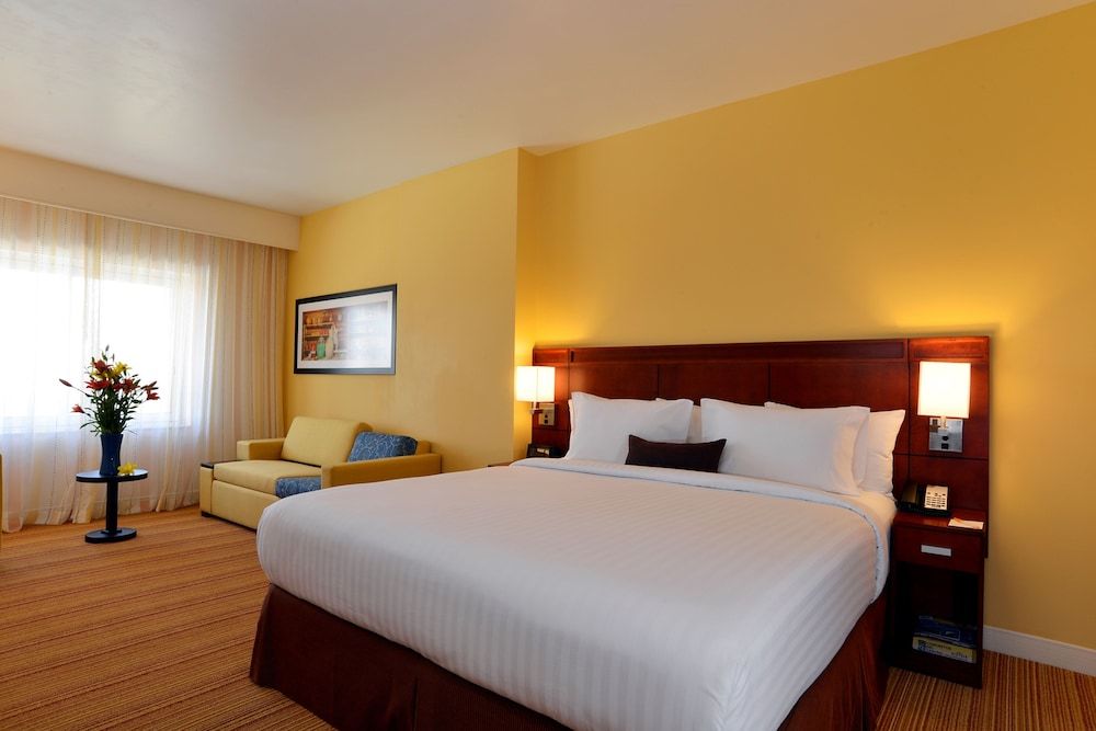 Junior Suite, 1 King Bed