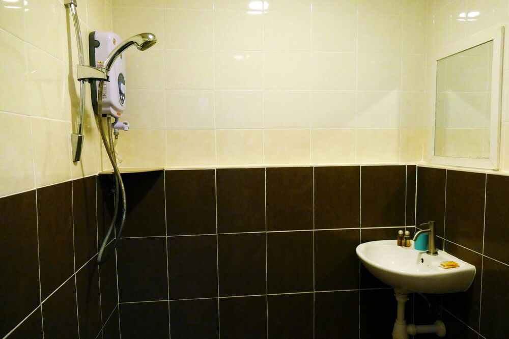 Milvus Hotel Suite, 1 Queen Bed 7