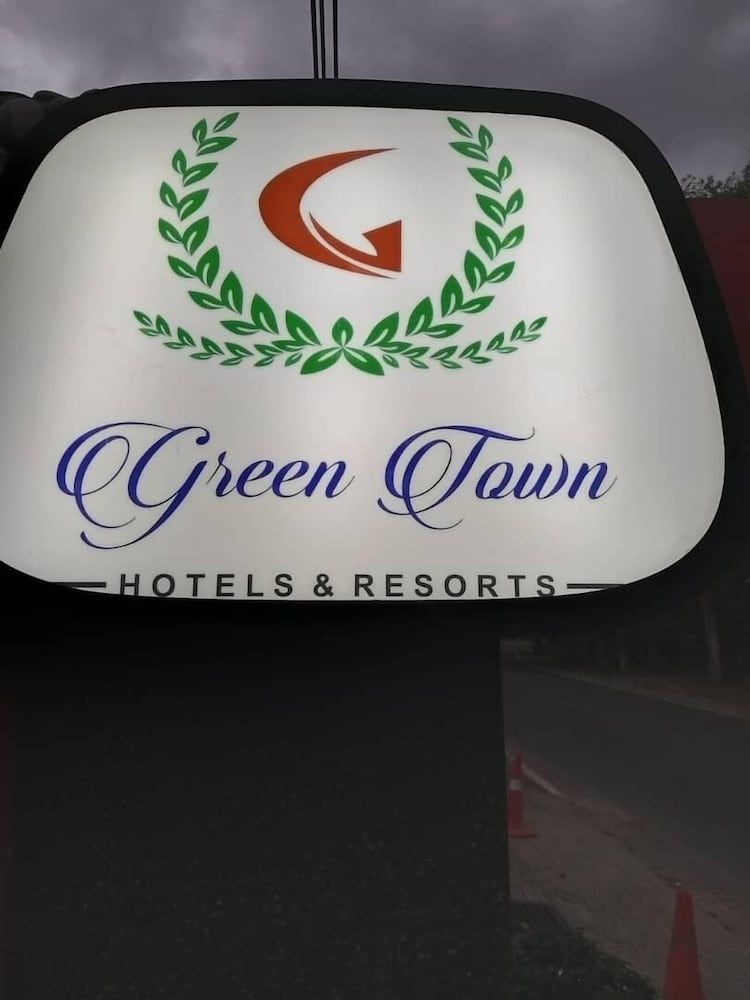 undefined Green Town Hotel & Resorts - Bukit Tangga