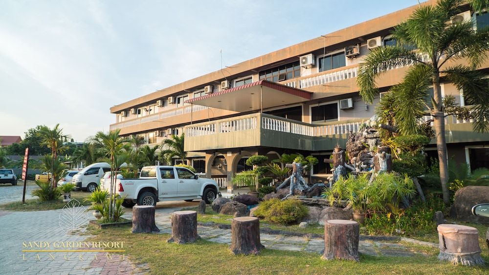 undefined Sandy Garden Resort 7