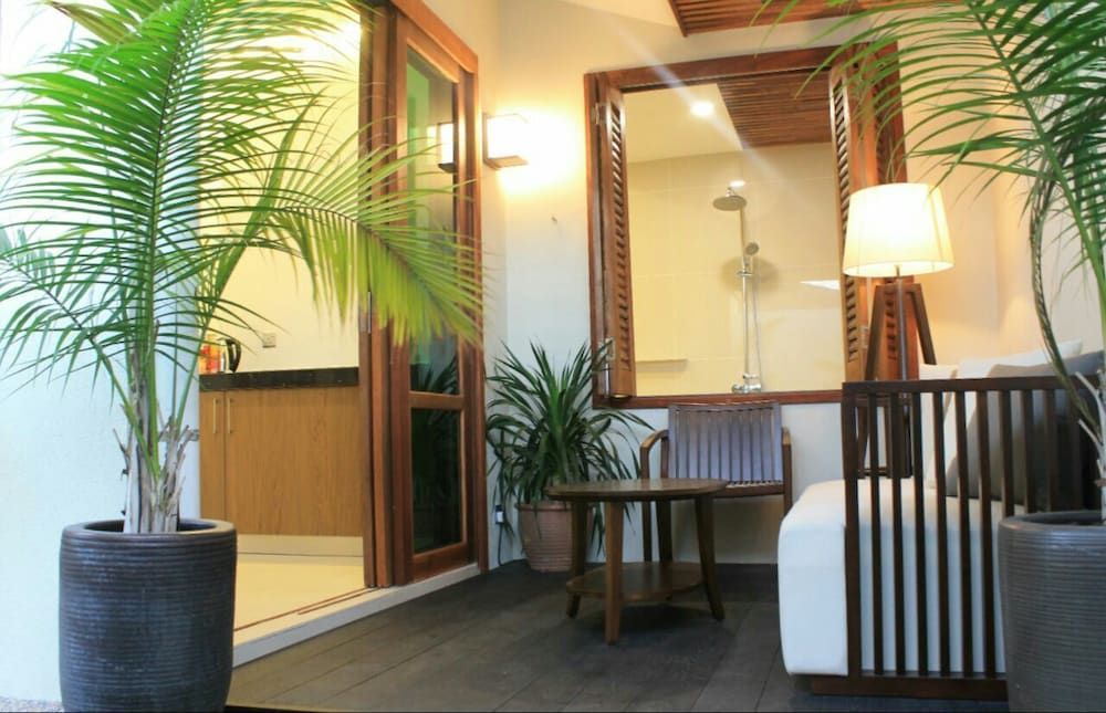 Sandy Garden Resort Junior Suite, 1 King Bed, Non Smoking 6