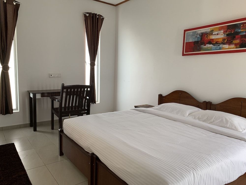 Room Suite 1