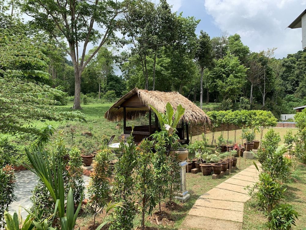 undefined Hujung Kampung 9