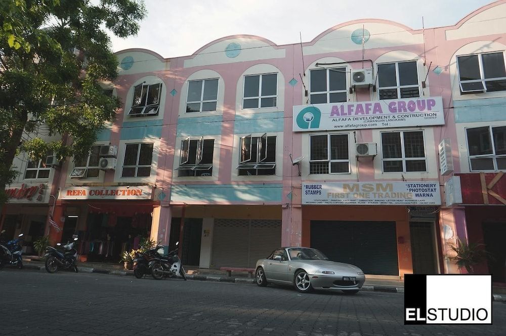 undefined El Studio Hostel Langkawi 2