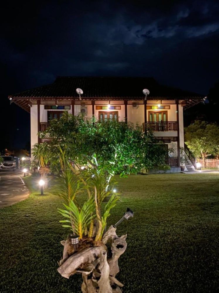 undefined Singgahsana Villa 4