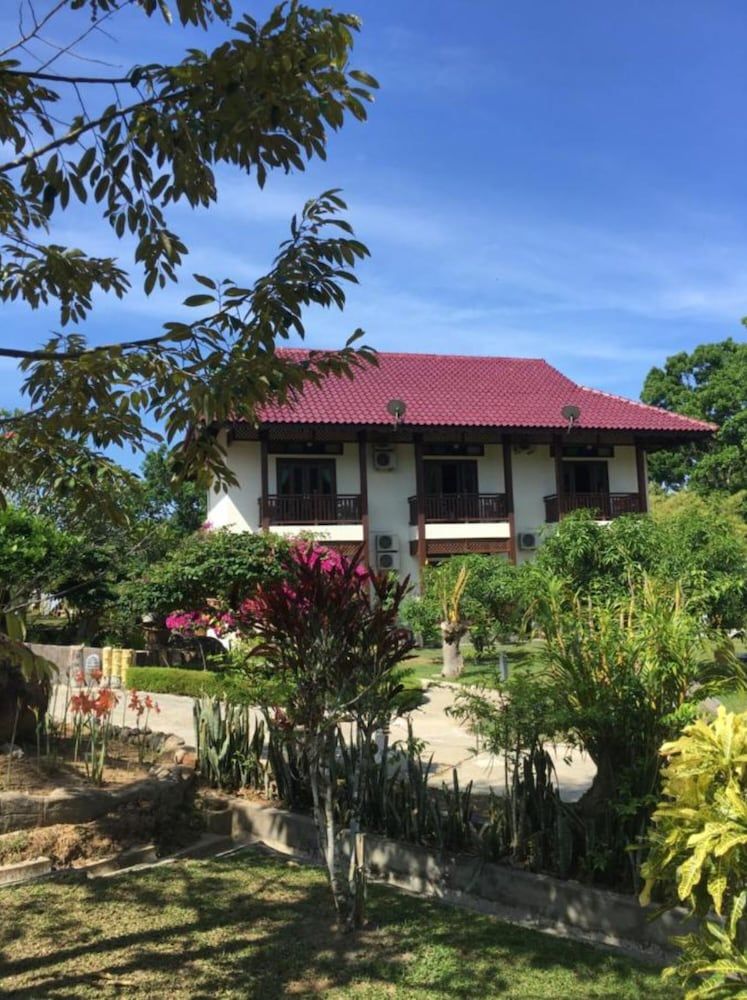 undefined Singgahsana Villa 8