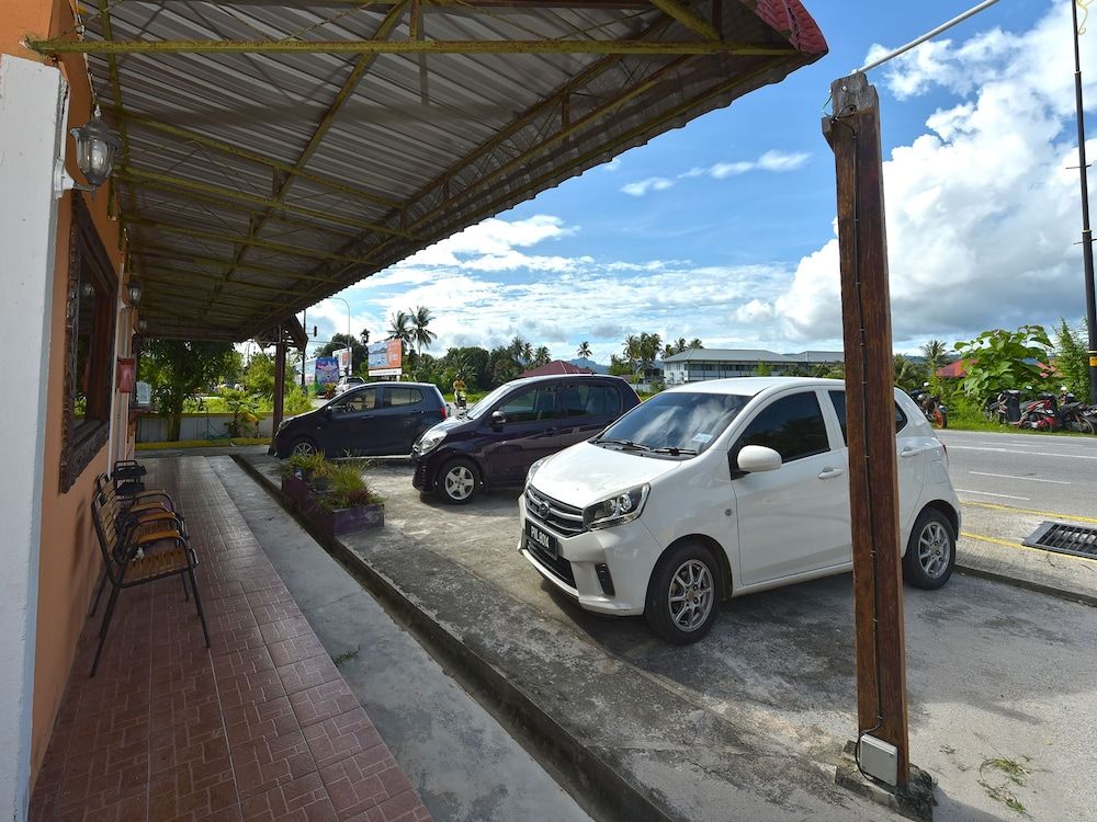 undefined Hotel O Awan Biru Motel 6