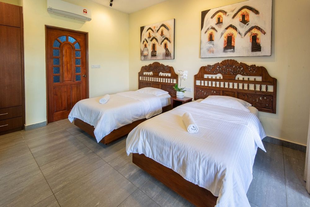 Limasan Villa Langkawi Bantul Villa 4