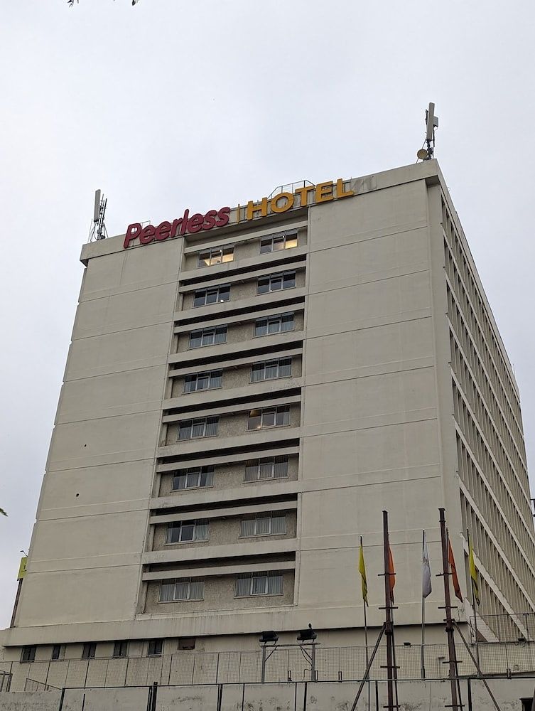 undefined Peerless Hotel Kolkata 9