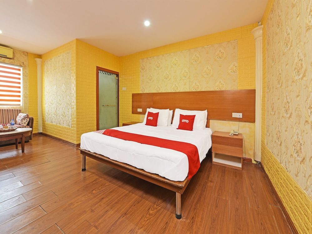 undefined Capital O 90661 Luxor Empire Hotel 4