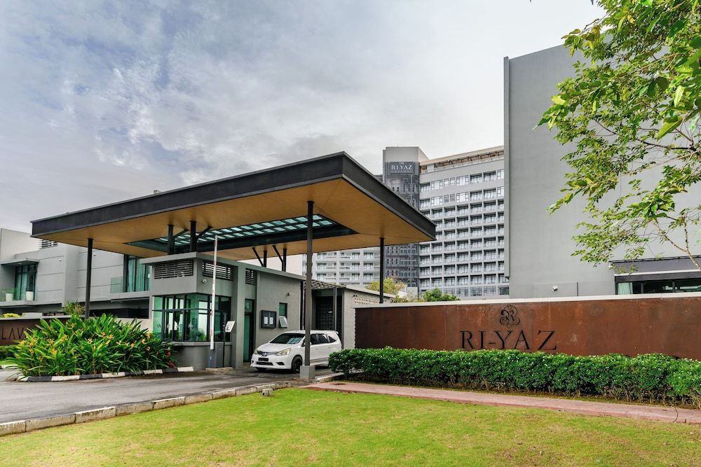 undefined The RIYAZ Lavanya 6