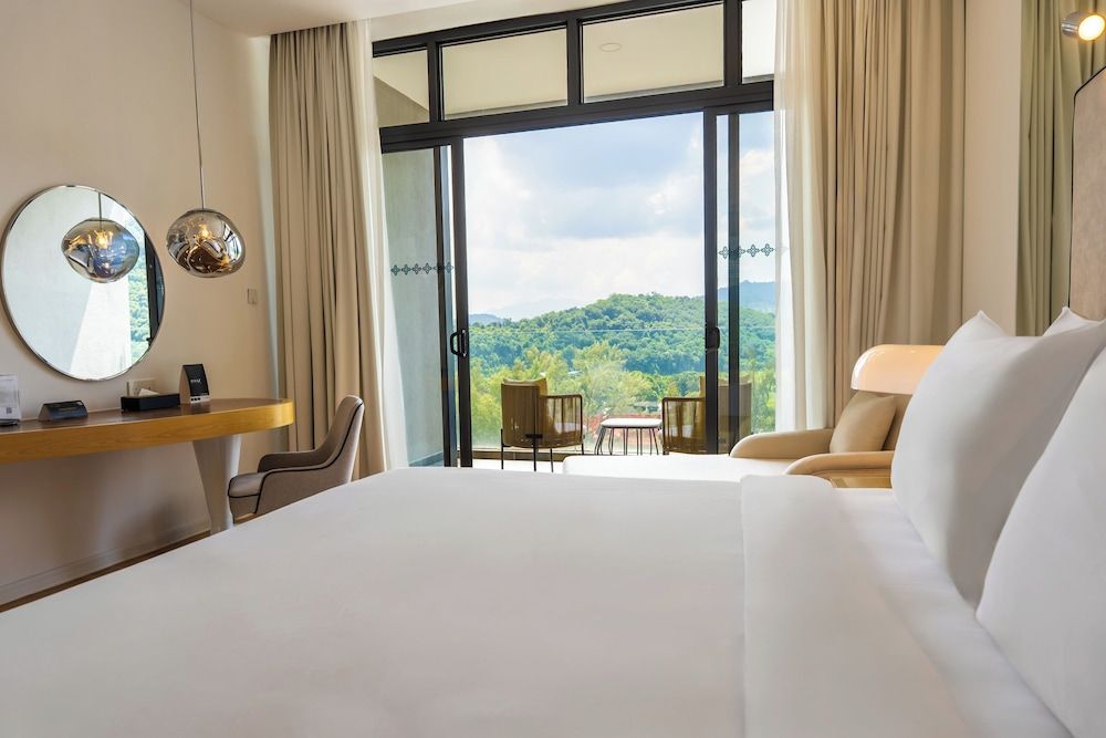 The RIYAZ Lavanya Studio Mountain View 2