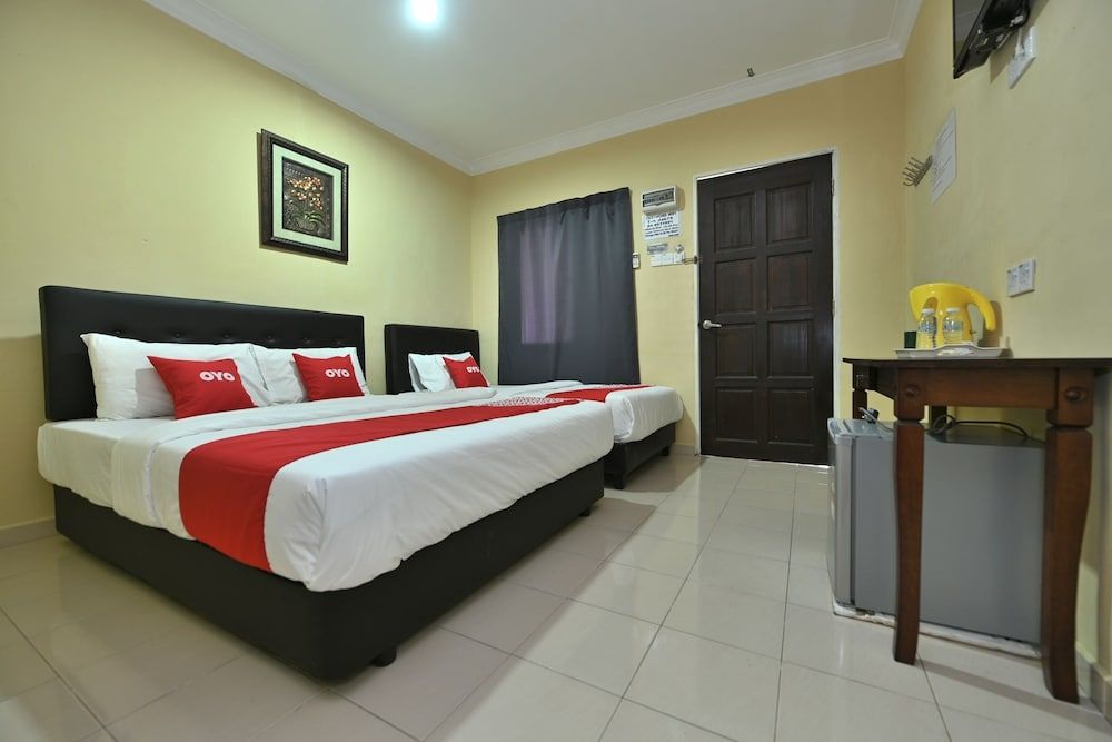 undefined OYO 43986 Tok Jah Guest House