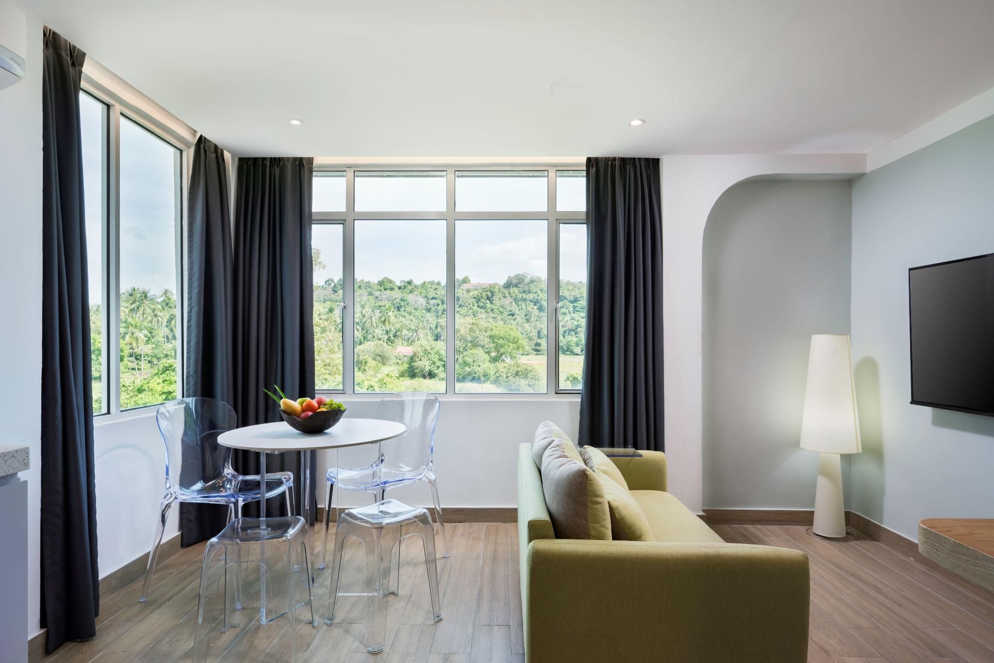 Junior Suite with Kitchenette