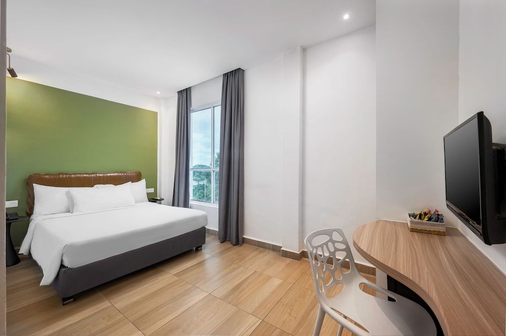 Standard Room, 1 Queen Bed