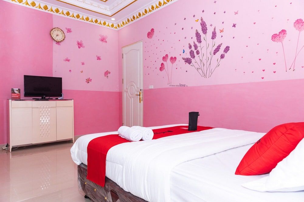 Double Room (Reddoorz)
