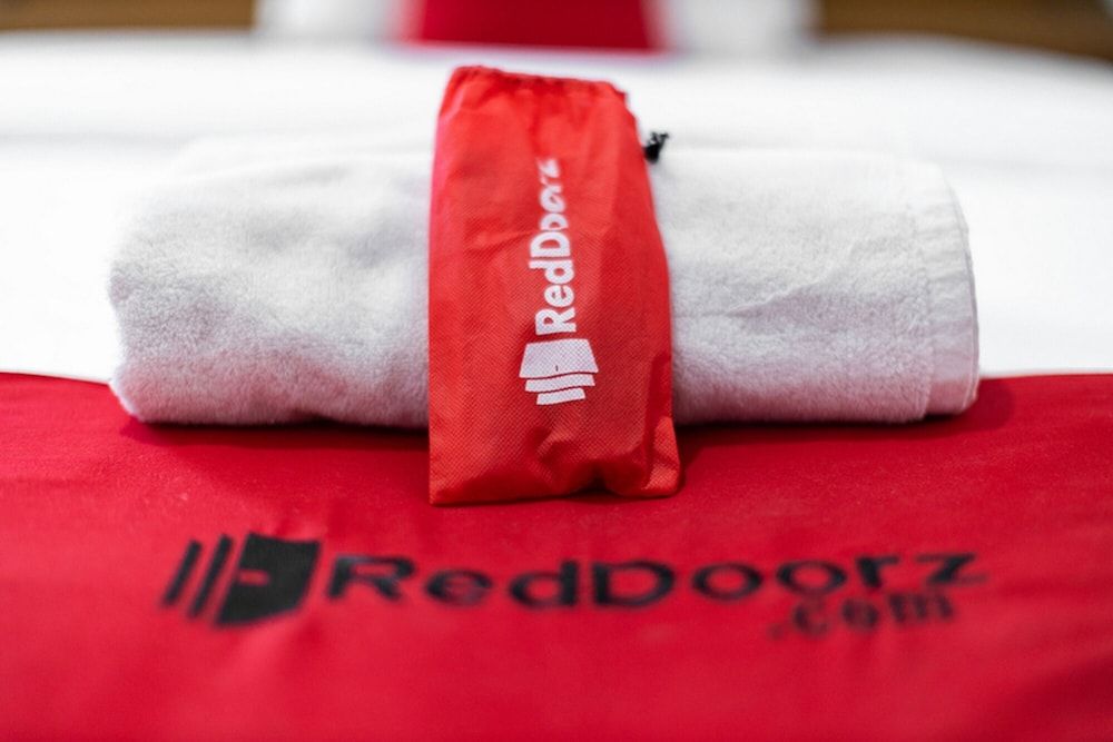 Double Room (RedDoorz)