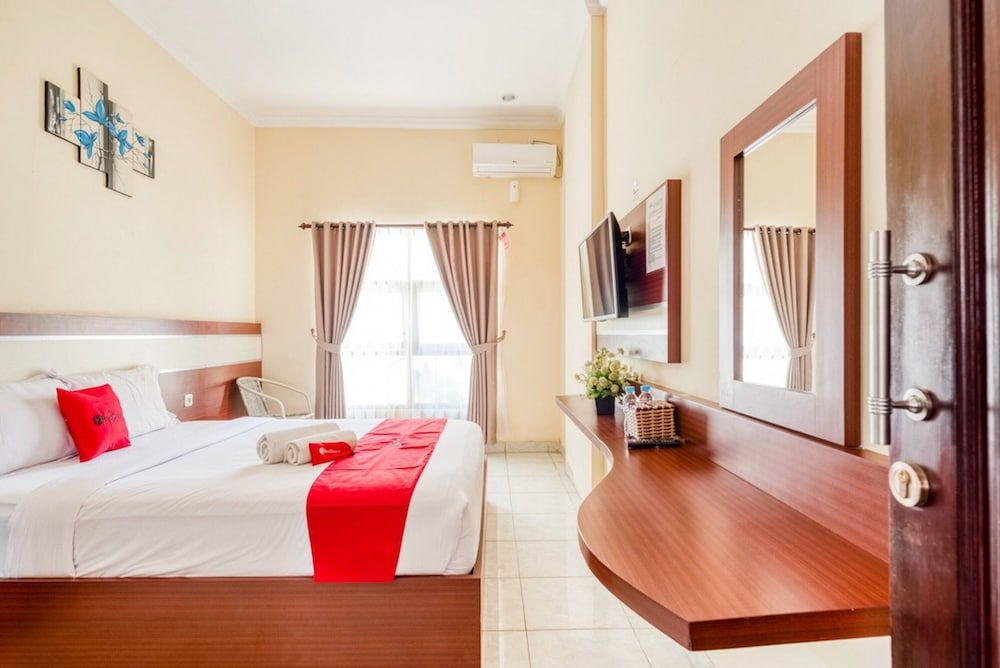 Double Room (Reddoorz)