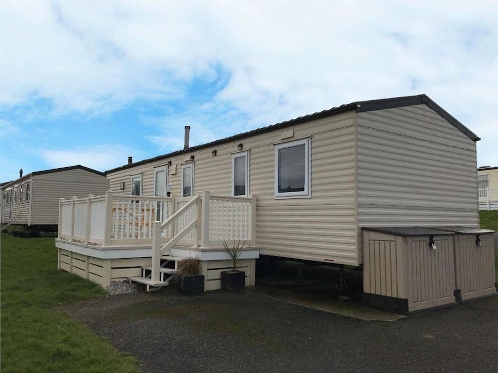undefined Newquay Bay Porth Caravan - 3 Bed 2