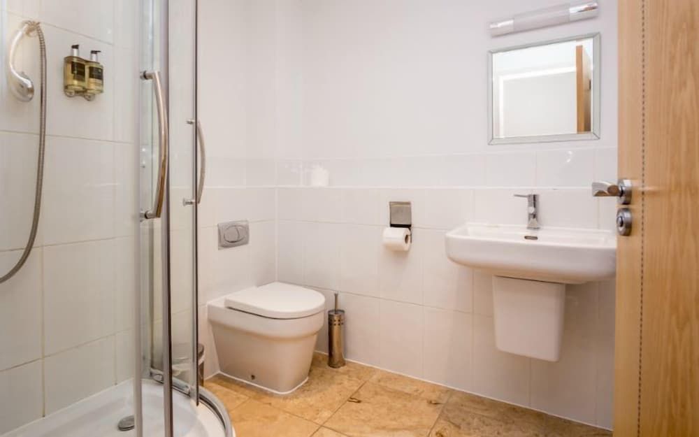 undefined Penthouse B 9