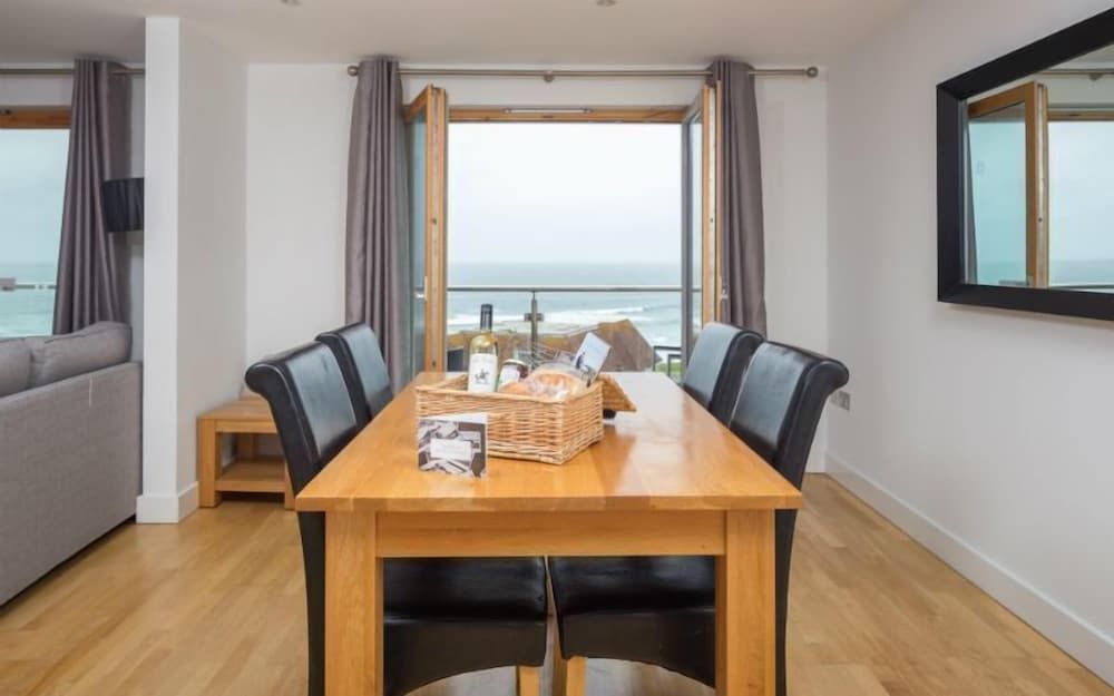 Penthouse B Cottage 15