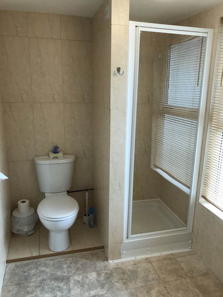 Trevellis Guest House Single Room, Shared Bathroom 5