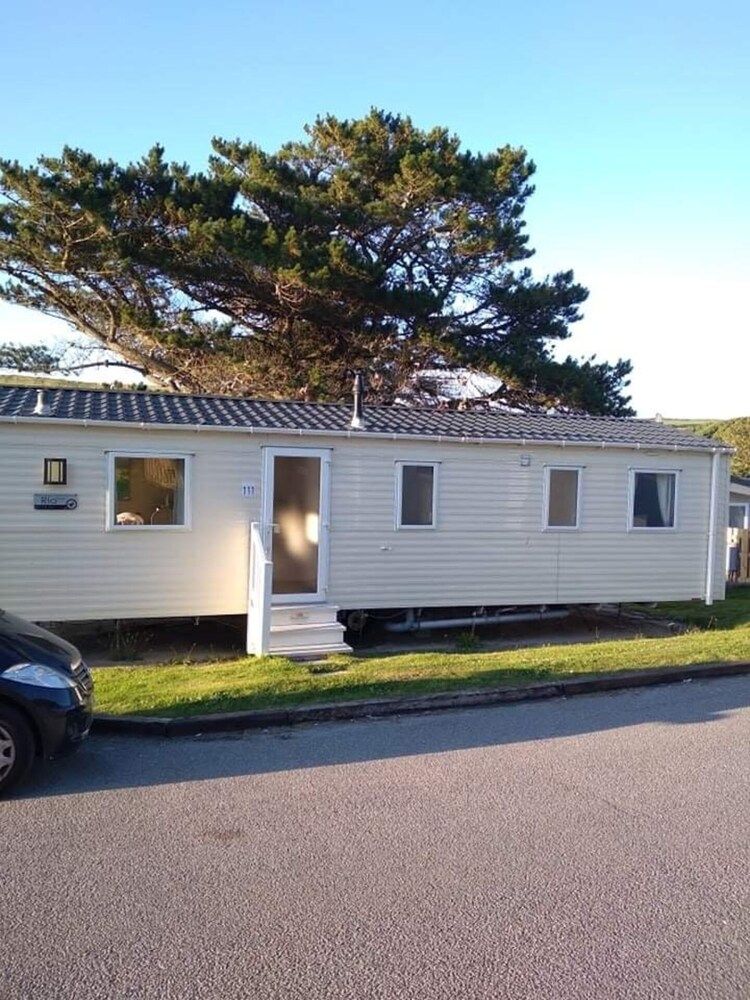 undefined 3 bed Static Caravan in Newquay 5 Mins From Beach 3