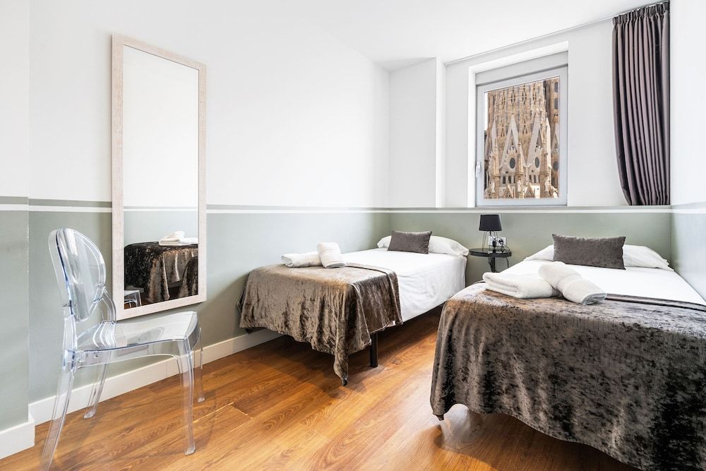 undefined Sensation Sagrada Familia 9