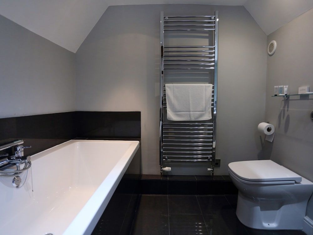 Recruiting Sergeant Classic Double Room, Ensuite 8