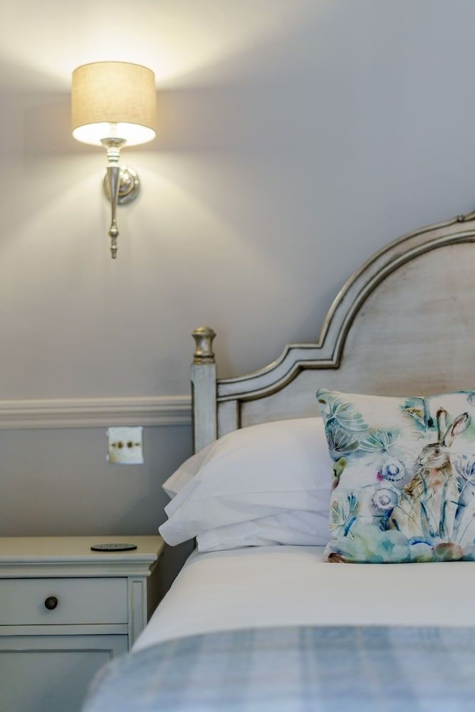 Reymerston Hall Executive Double Room, Garden View 2