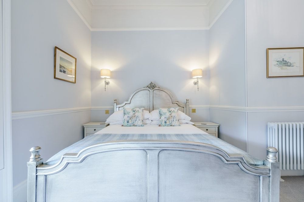 Reymerston Hall Executive Double Room, Garden View 3