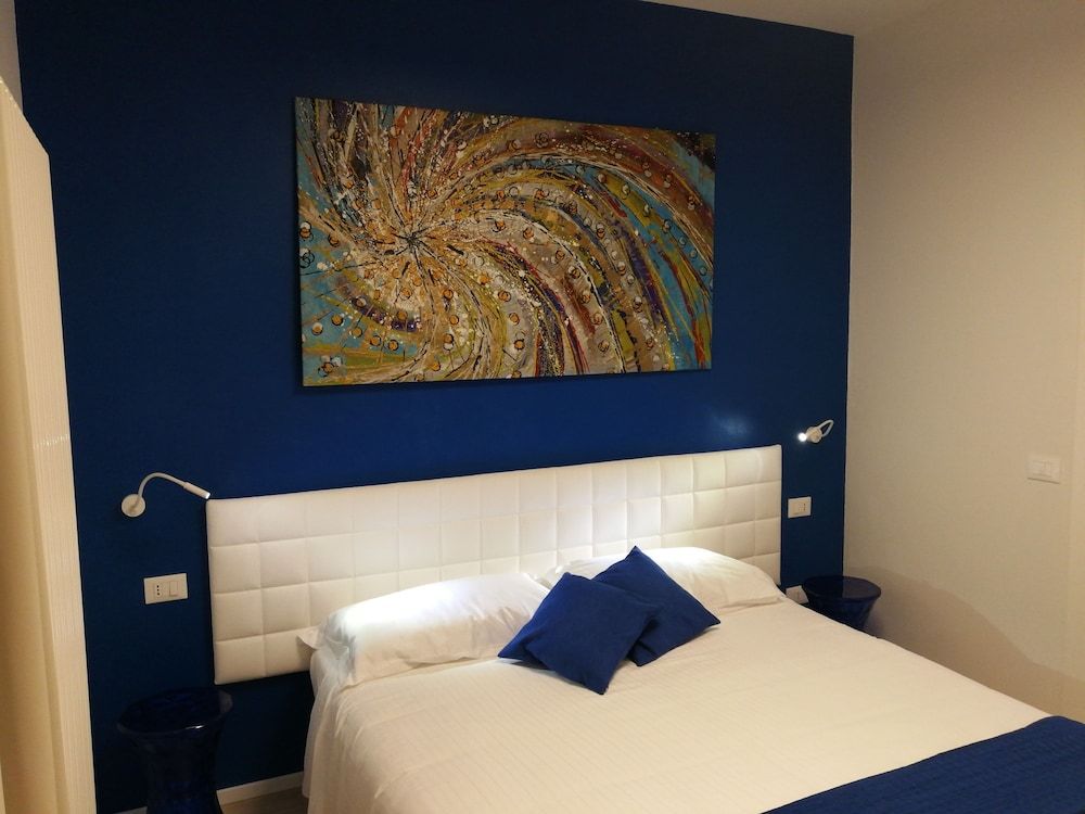 Double or Twin Room (Blue)