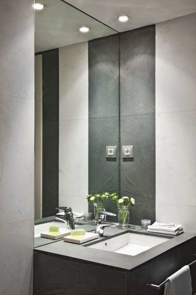 AinB Sagrada Familia Apartments Standard Apartment, 2 Bedrooms, 2 Bathrooms, City View 12