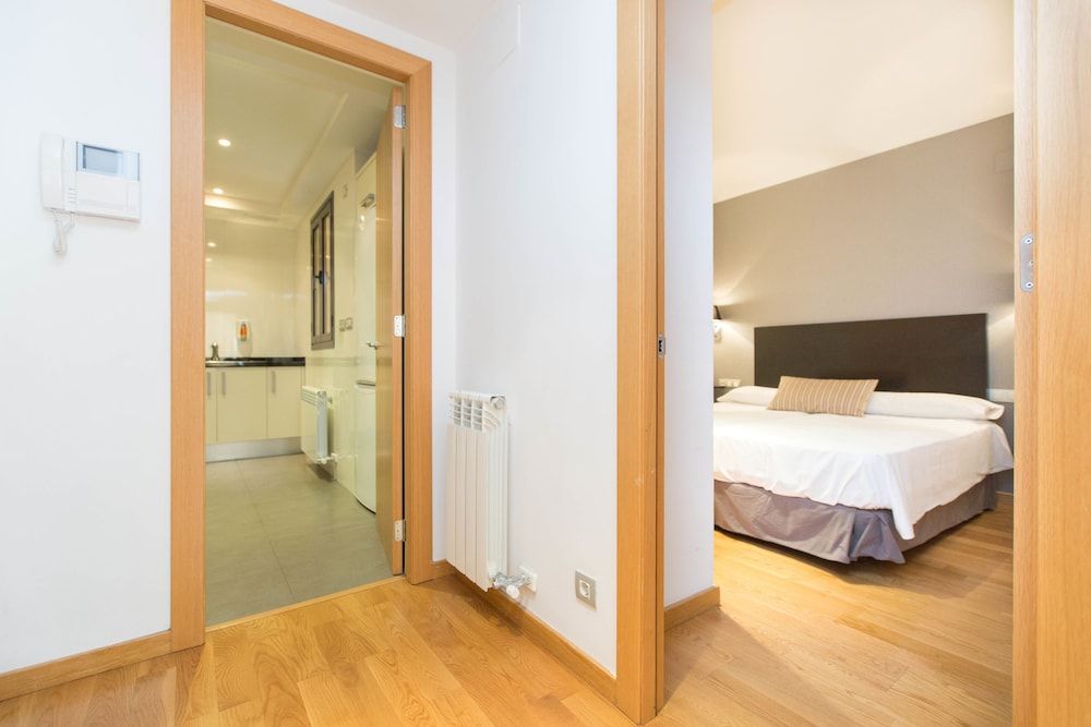 AinB Sagrada Familia Apartments Standard Apartment, 1 Bedroom, Kitchen 18