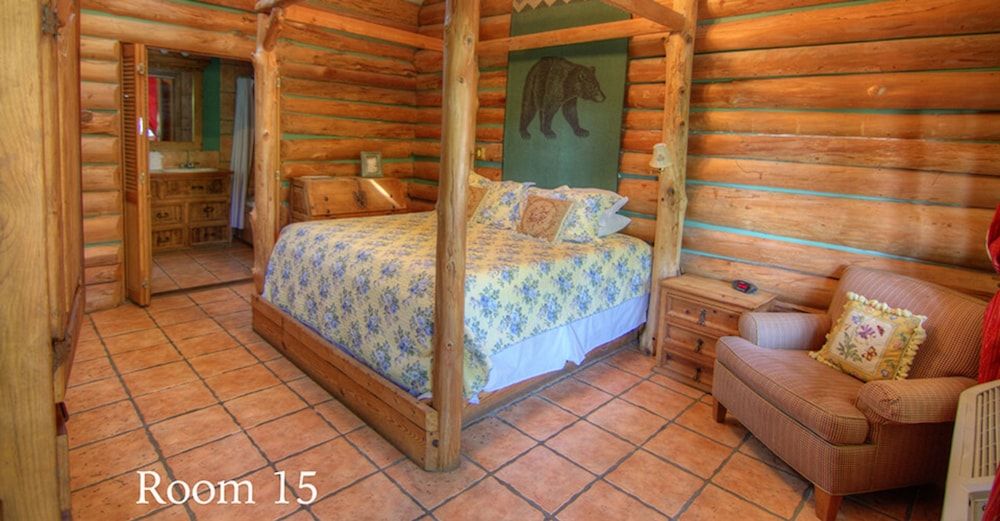 Florida House Inn Deluxe Room, 1 King Bed, Garden View