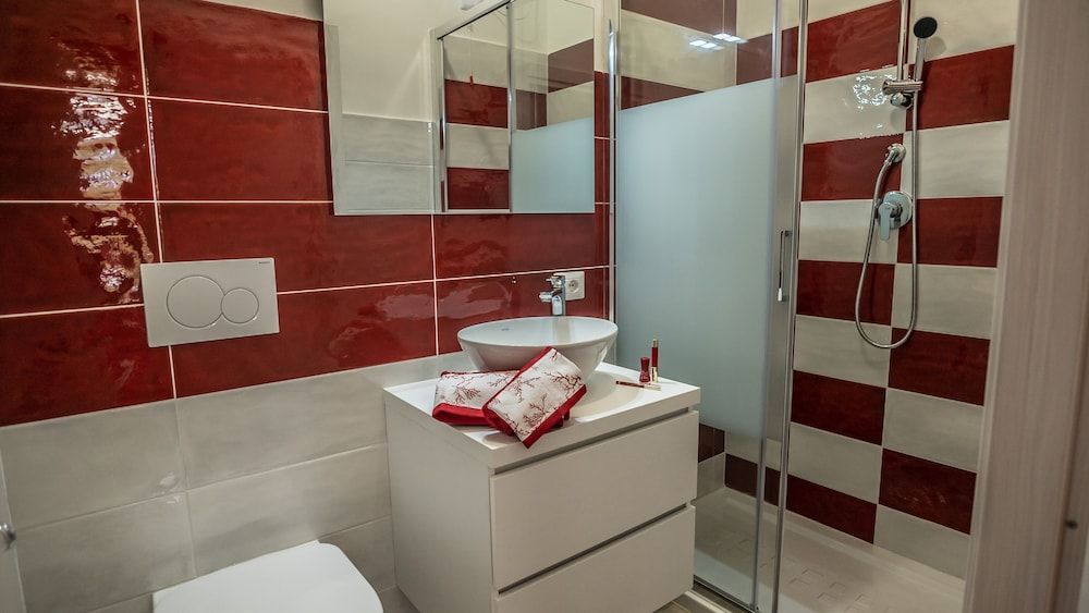 Boss guest house Comfort Double Room, Non Smoking, Ensuite 3