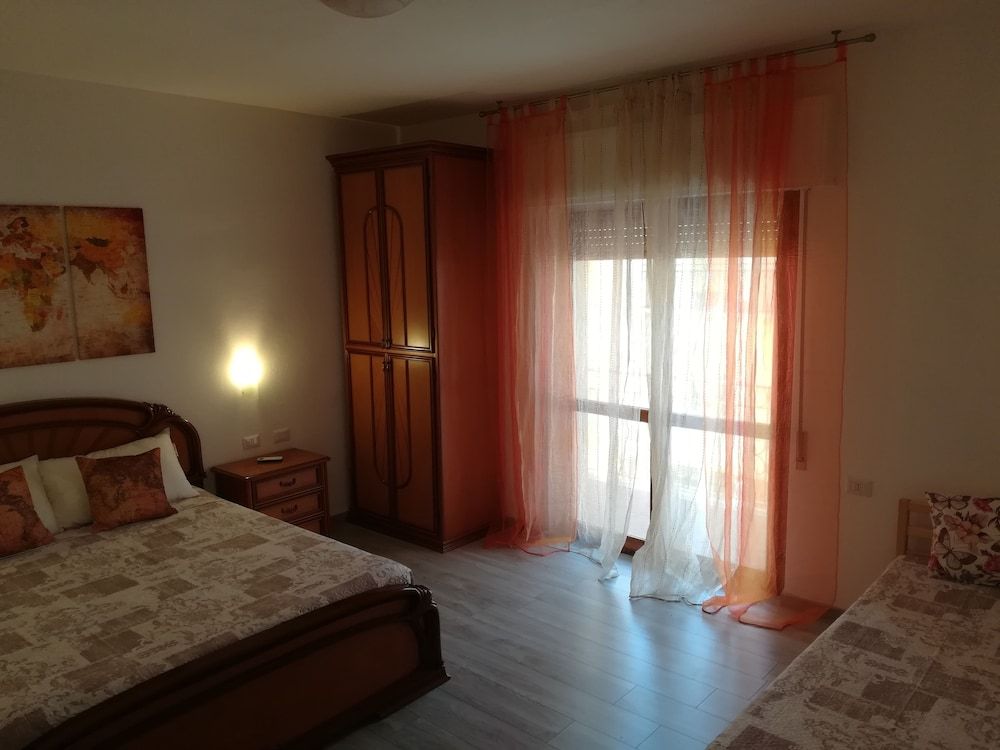 Quadruple Room (Private External Bathroom)