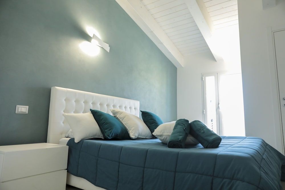 R & D Superior Double Room 6