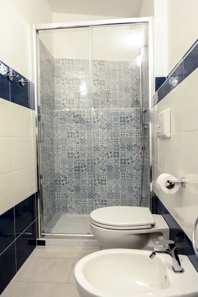 R & D Superior Double Room 9