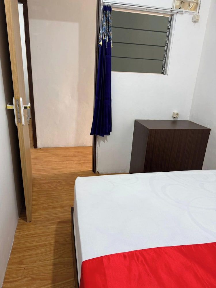 Ambon Residence Syariah Standard Room 4