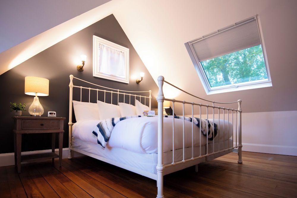 Chauffeurs Cottage Upper Floor