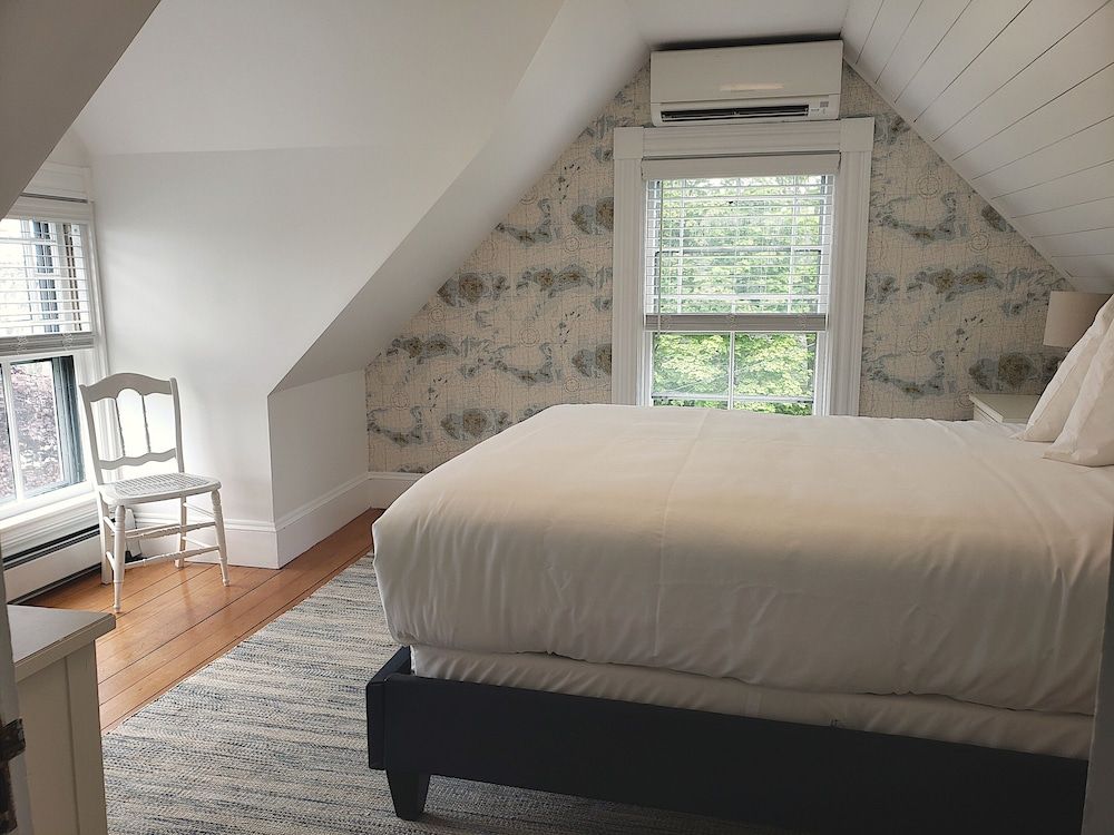 Boscobel Classic Queen Suite
