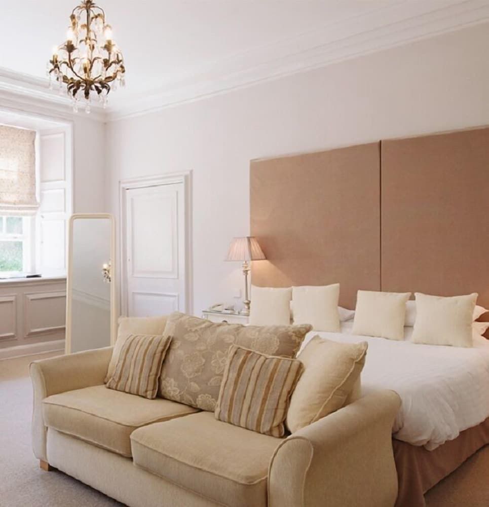 Premier Room