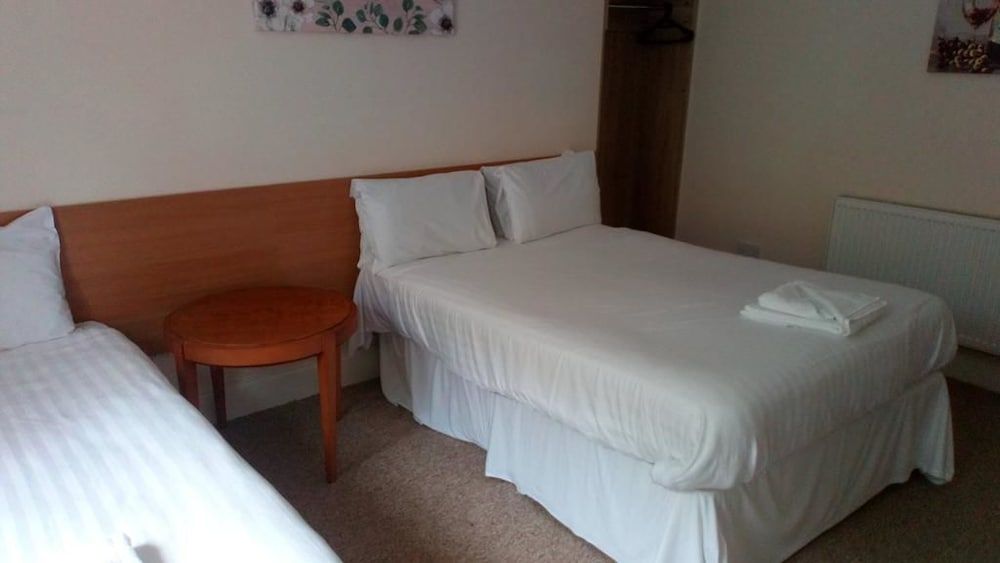 Double or Twin Room, Private Bathroom