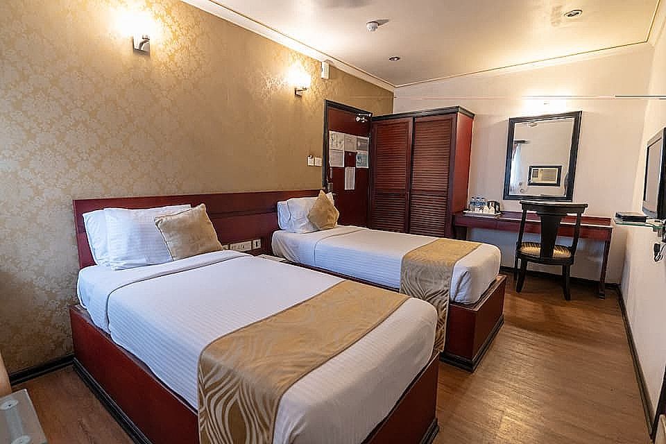 The Lindsay Deluxe Room 3