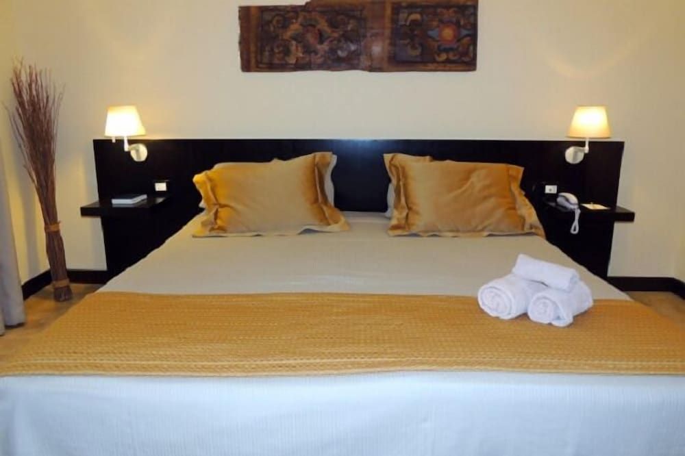 Ucciardhome Grand Deluxe Double or Twin Room 2