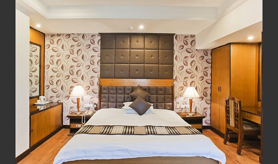 Deluxe Double Room with Free Wi-fi, Work Desk